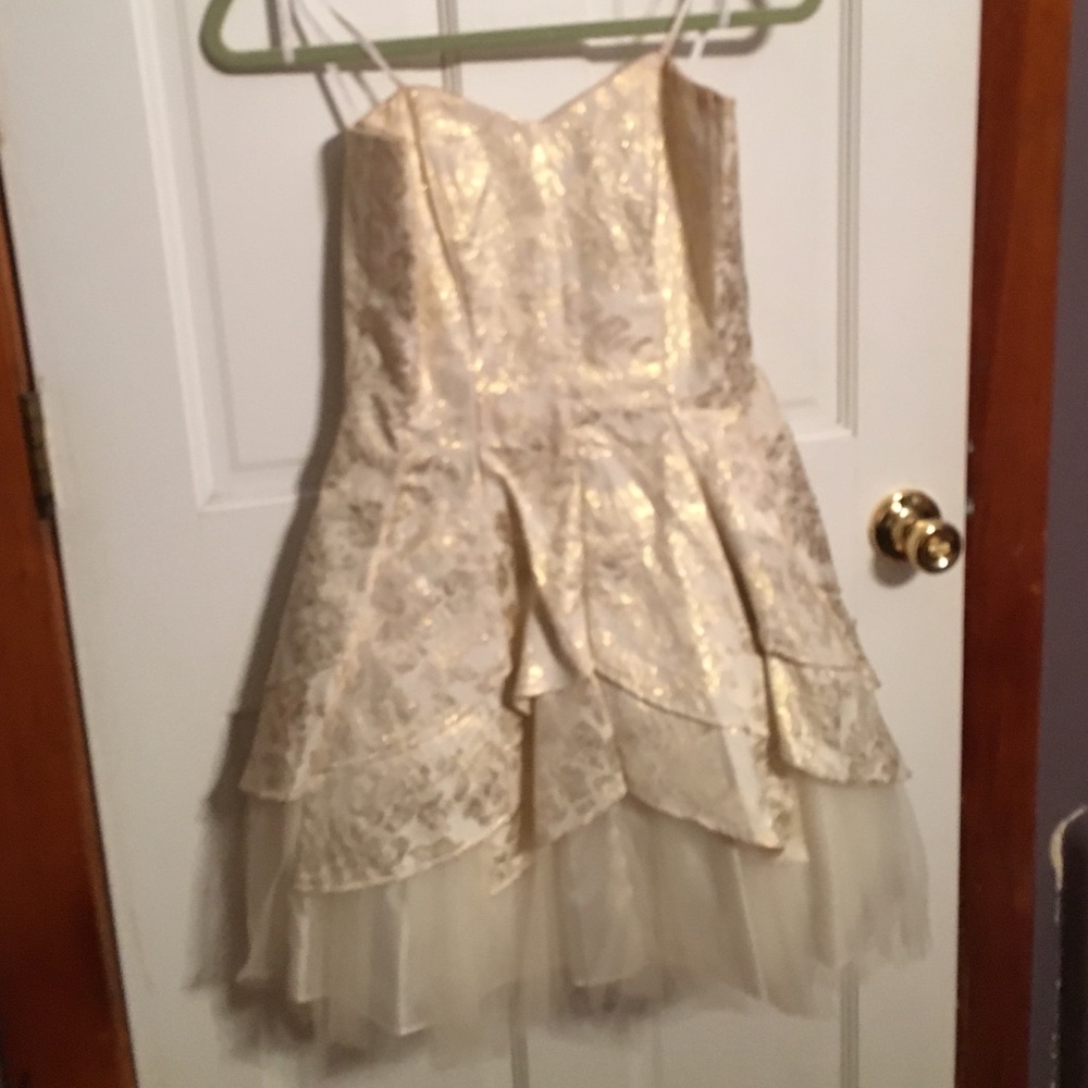 COPY - 👗Windsor -👑Homecoming or prom dress👗